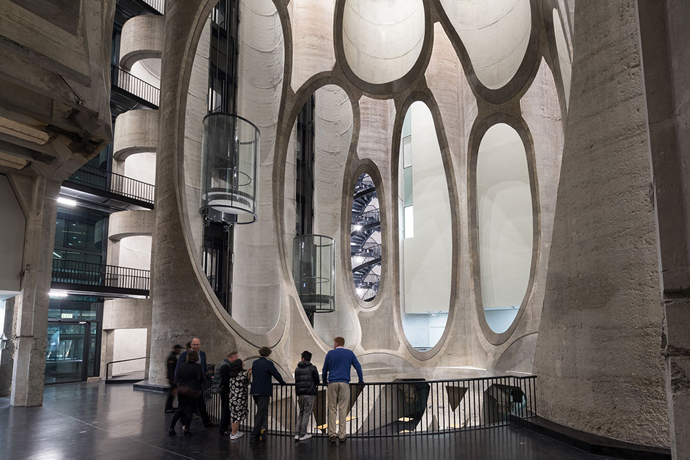 776_9__HR_ZeitzMOCAA_HeatherwickStudio_Credit_Iwan-Baan_Atrium-at-night